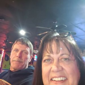 Meet your Posher, Bob